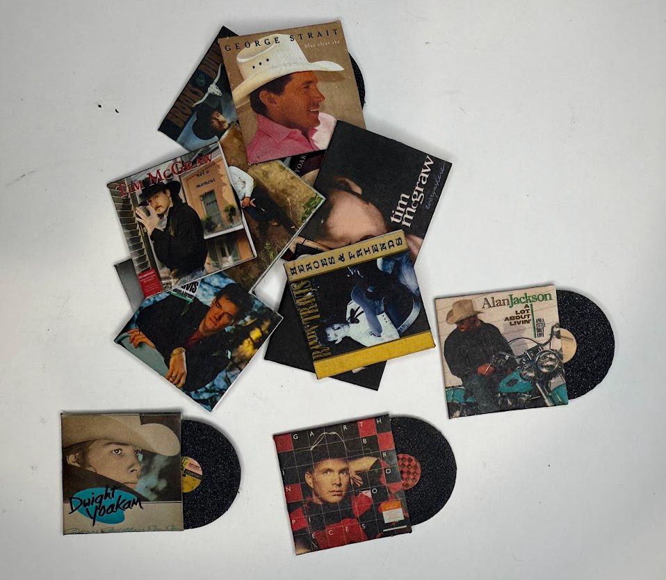 1:12 Miniature Men of ’90s Country Vinyls