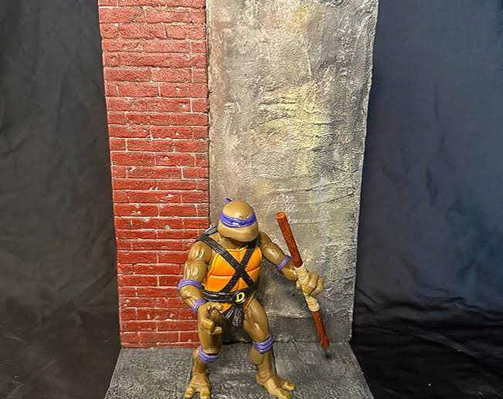 Building Wall Action Figure Diorama